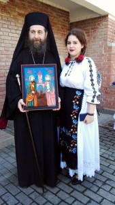 Expozitie de icoane Gyula Ungaria 2016 picturi pe lemn și pe sticlă de Călin Raluca și Roxana Bogatean 
