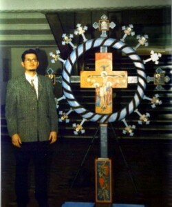 „Pomul Vieții” – ansamblu sculptural pictat în tempera, cu reprezentări iconografice. Ansamblu „Pomul Vieții” – sculptură pictată în tempera, cu reprezentări iconografice